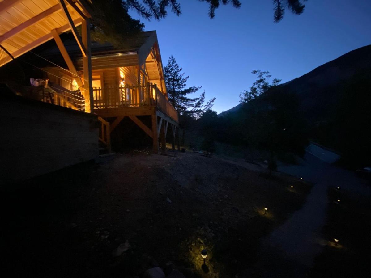 Chalet L'Empreinte Saint-Étienne-de-Tinée 外观 照片